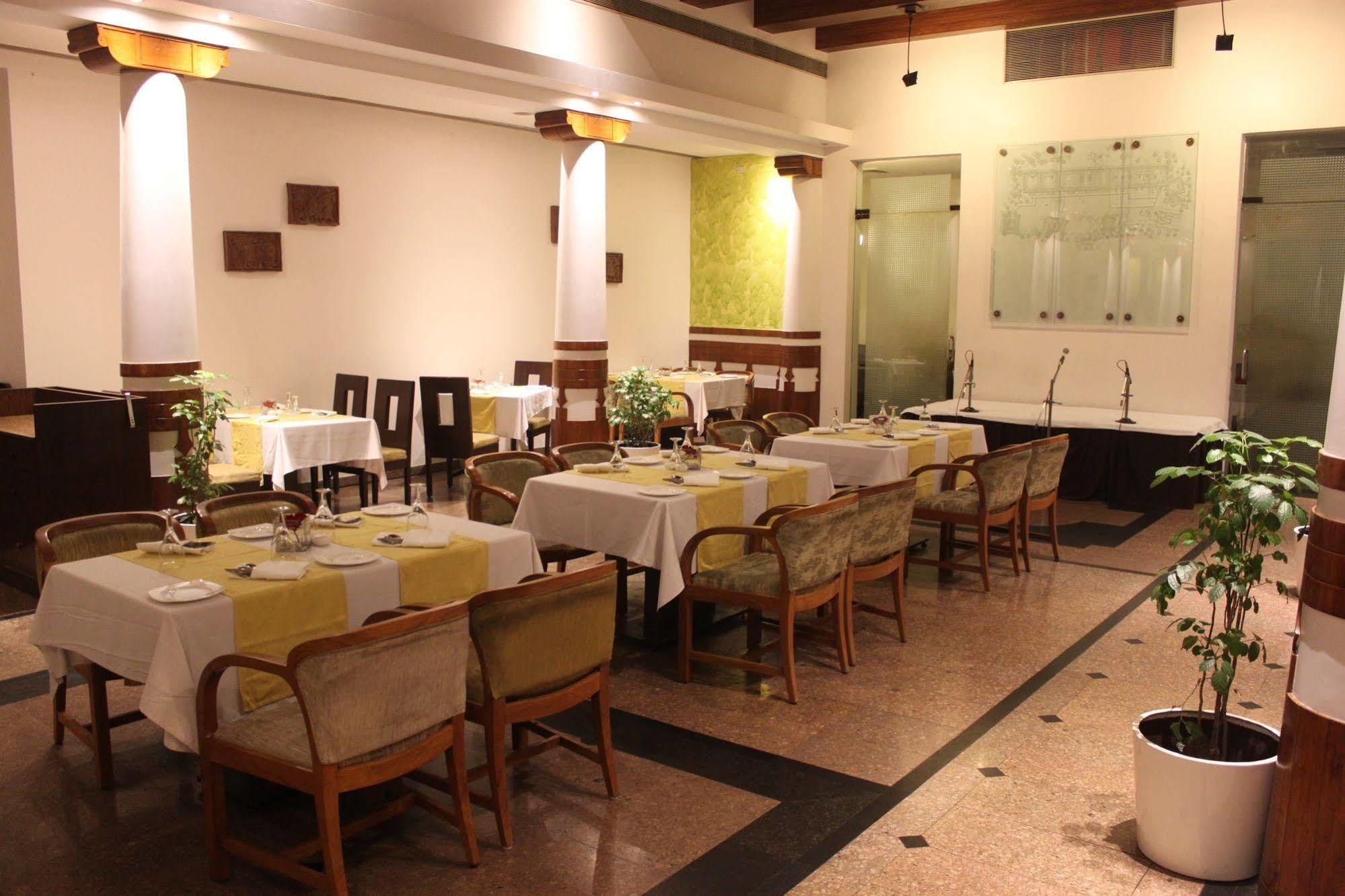 Hotel Maurya Patna Patna  Exteriér fotografie